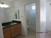 Photo - 1254 Makati St