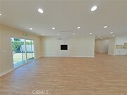 Photo - 17633 Nordhoff St