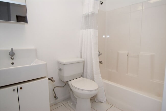 Photo - Aqua Courtyard Suites