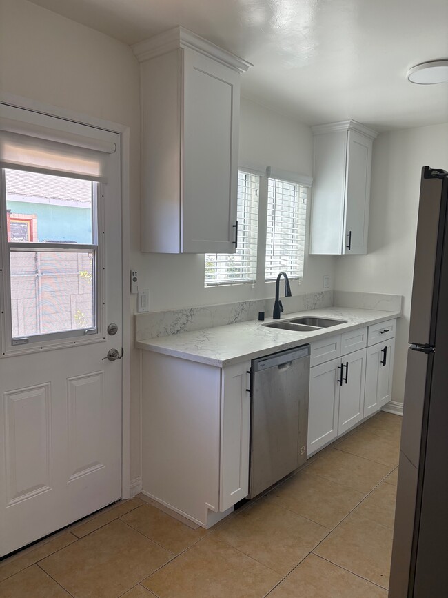 Photo - 10720 Charnock Rd Unit 10720.5 Charnock Rd, LA CA 90034