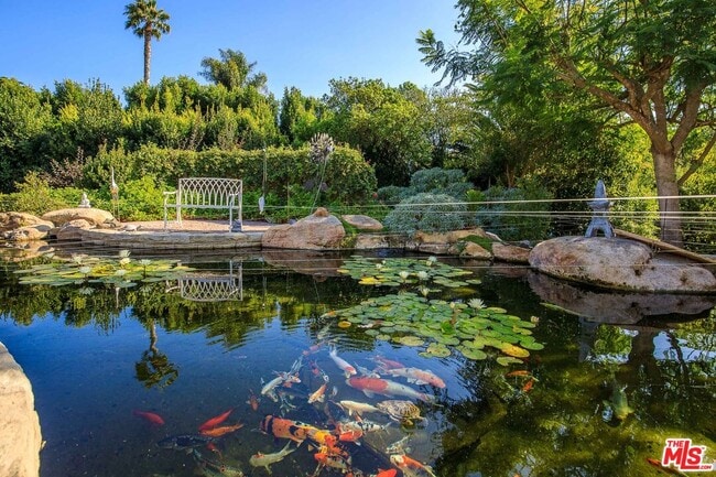 Photo - 1601 Alisa Ln