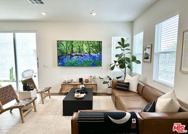 Photo - 27482 Boulderview Way