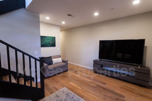 Photo - 157 Donax Ave