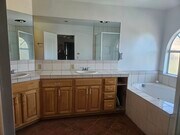 Photo - 260 Mission Dr