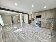 Photo - 165 N Pasadena Ave House