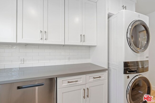 Photo - 1252 N Crescent Heights Blvd Unit 1