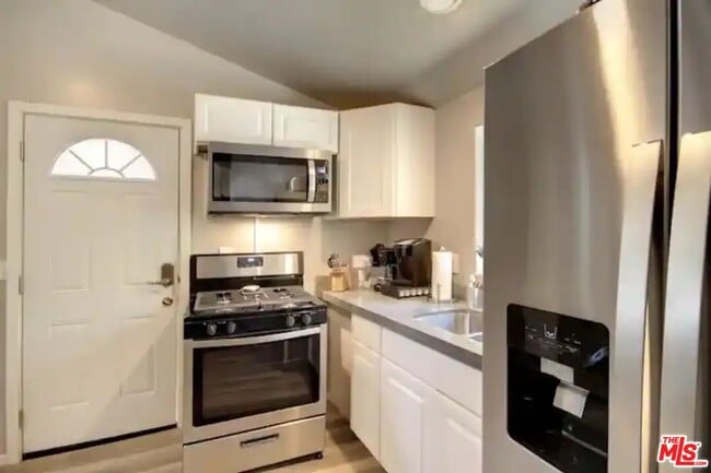 Photo - 39219 Cedar Dell Rd