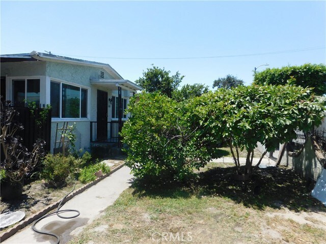 Photo - 806 E 103rd Pl