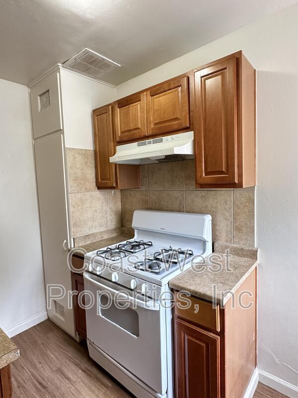 Photo - 3906 Witherby St