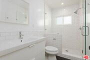 Photo - 1341 Burnside Ave Unit 3