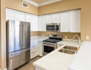 Photo - Gaslamp City Square Condo  2 bed 2 bath, t... Unit 705
