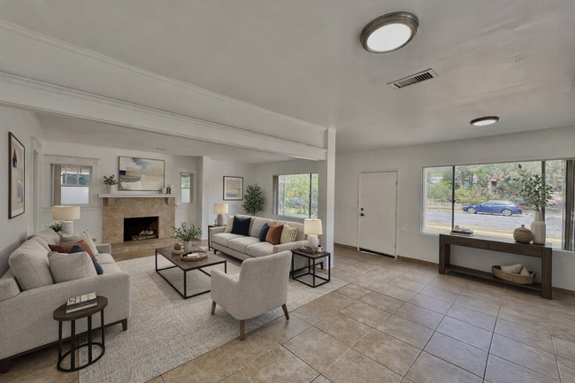 Photo - 1554 E Woodbury Rd