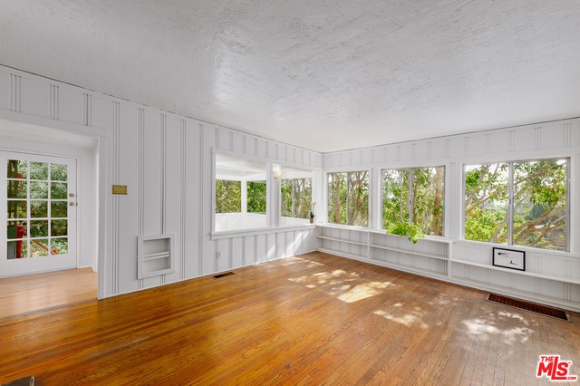 Photo - 2004 Pinehurst Rd