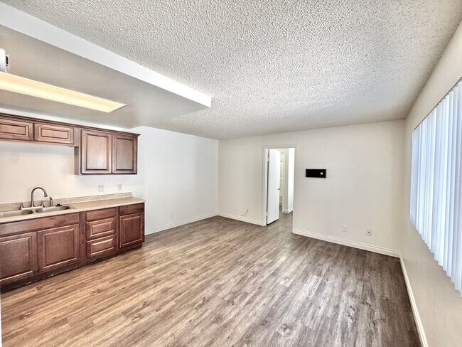 Photo - 4126 39th St Unit 4126-2