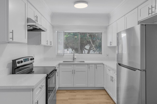 Photo - 11661 Erwin St Unit 14