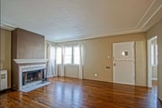 Photo - 136 2nd St
