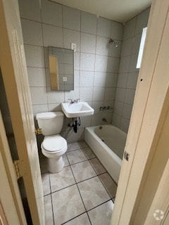 Building Photo - 112 S Eucalyptus Ave Unit 1 Rental