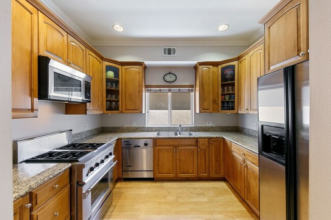 Photo - 11840 Dorothy St