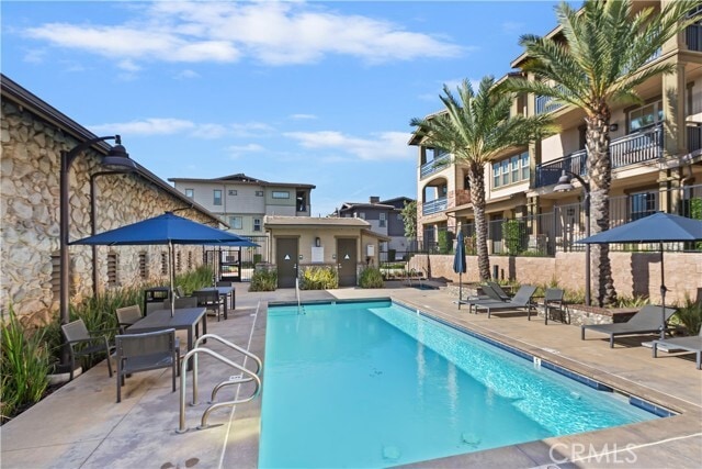 Photo - 568 Granite St