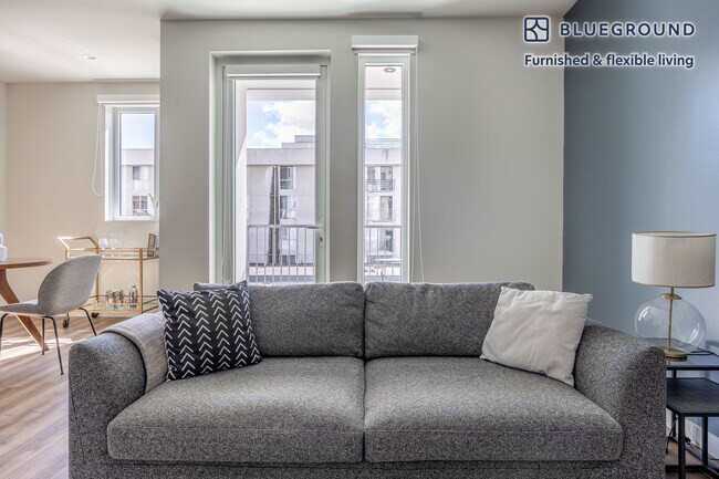 Photo - 1818 N Cherokee Ave Unit FL3-ID1200