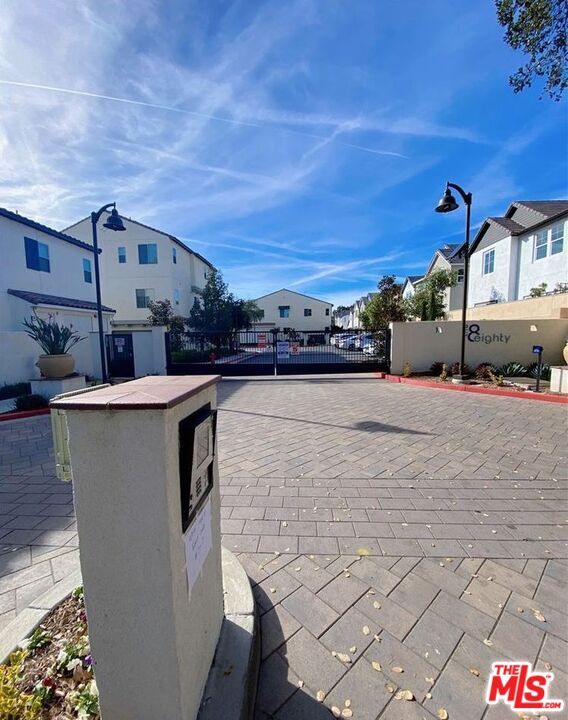 Photo - 13 Bedford Ct