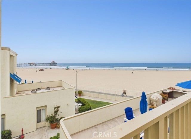 Building Photo - 711 Pacific Coast Hwy Unit 325