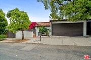 Photo - 3074 Lake Hollywood Dr House