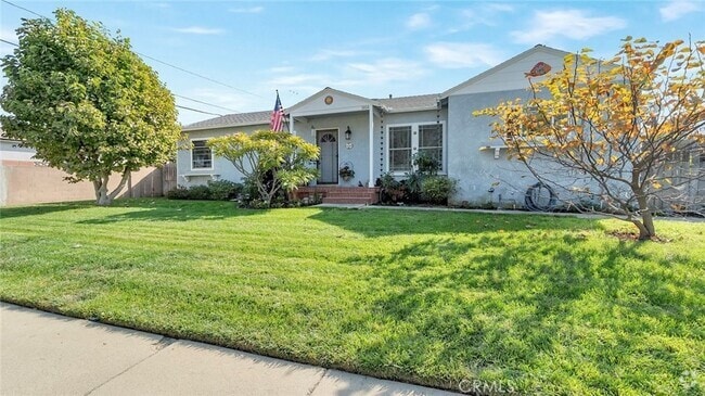 Building Photo - 3814 Michelson St Rental