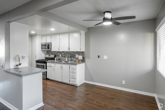 1BR, 1BA - Dining Room and Kitchen - 291 Avocado St.