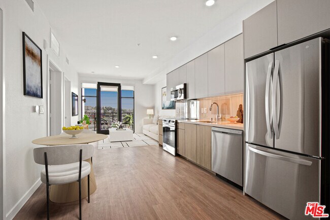 Photo - 200 N Vermont Ave Unit 345