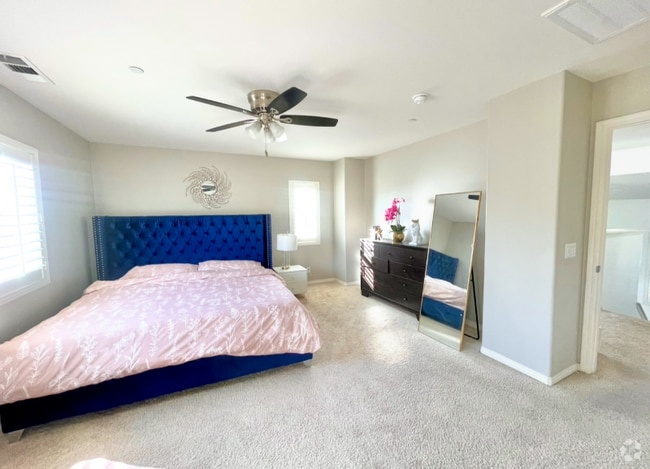 Building Photo - 5615 Garibaldi Way Rental