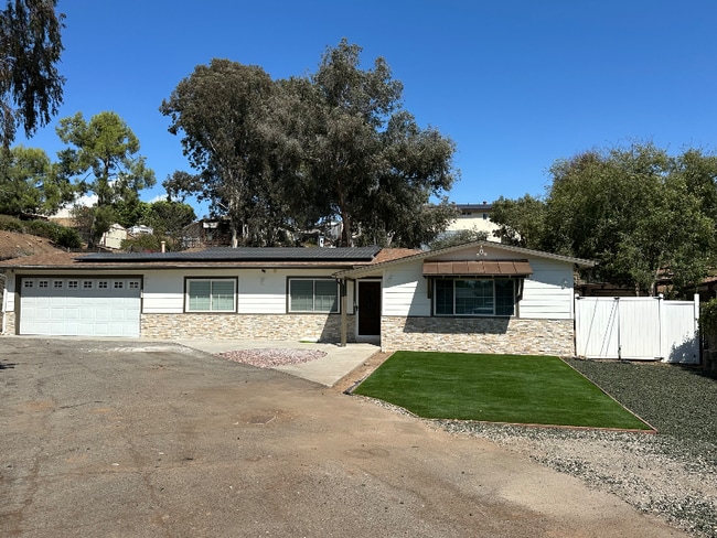 Photo - 13227 Beechtree St House