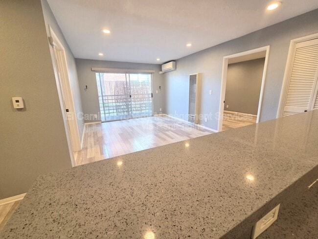 Photo - 327 Chestnut Ave Unit 105