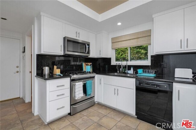 Photo - 6318 Chimineas Ave