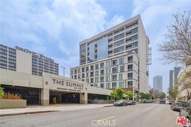 Photo - 3223 W 6th St Condo Unit 704