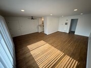 Photo - 1 Bed / 1 Bath Apartment – Long Beach