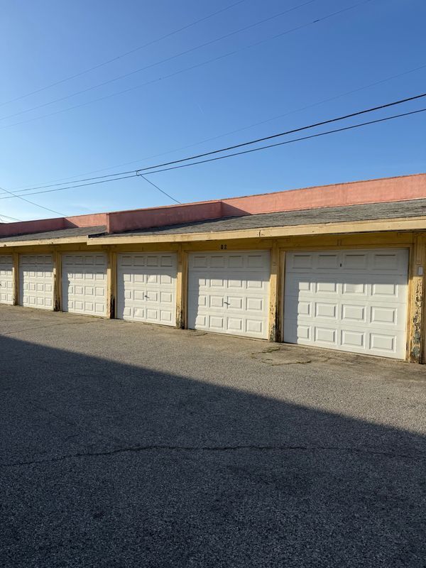 Photo - 3311 1/2 West 78th Street