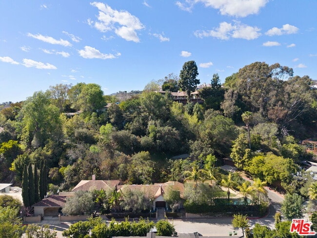 Photo - 105 N Glenroy Ave