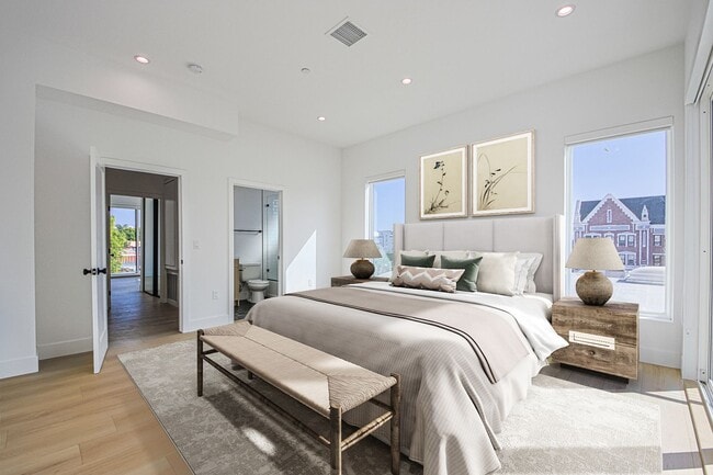 Building Photo - 715 N Gramercy Pl Unit # 715