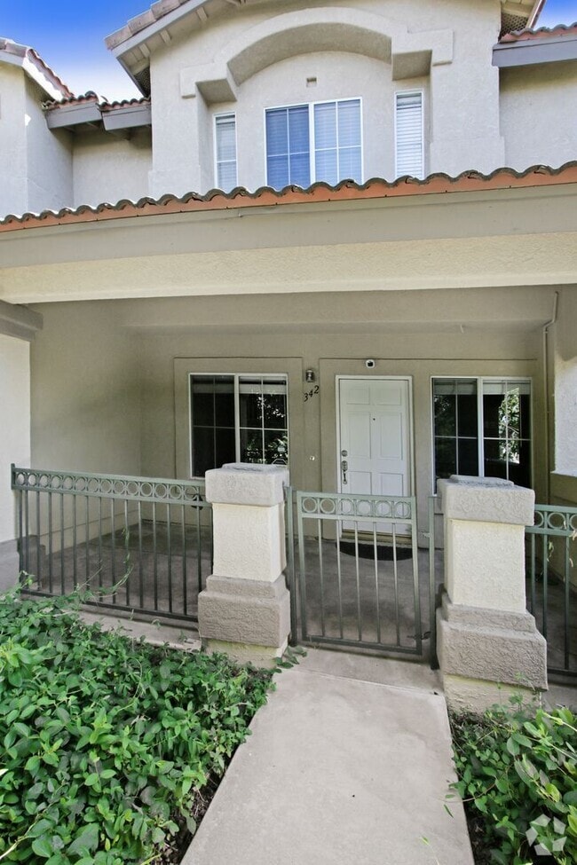 Building Photo - Move-In Ready Gem in Diamond Bar – Updated... Rental