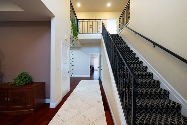 Photo - 1410 Encino Ave