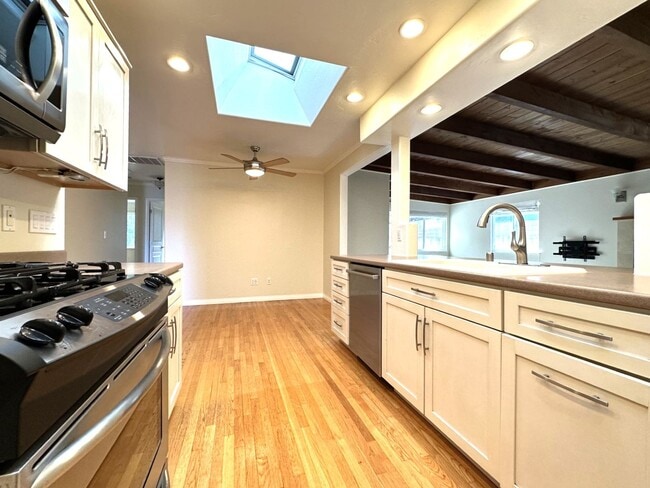 Photo - East Clairemont Mesa - Spacious 3 Bedroom / 1.5 Bath Single-Story Home with AC and Garage