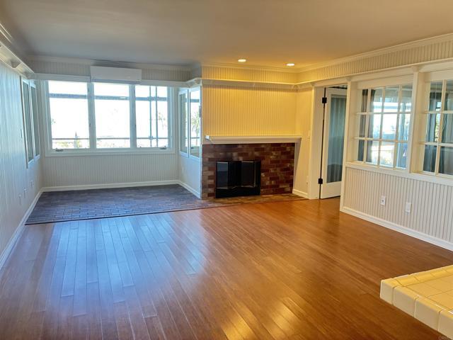 Building Photo - 1562 Camino Del Mar Unit 440