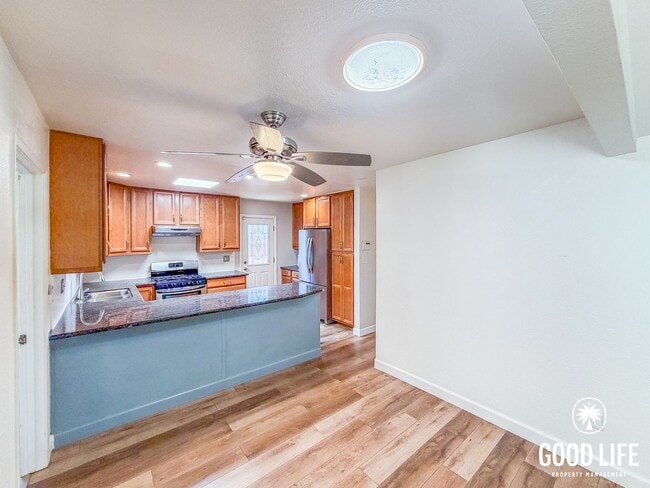 Photo - SD: Spacious 4BD/2BA Home in Clairemont with Large Turf Yard, Garage & In-Unit Laundry
