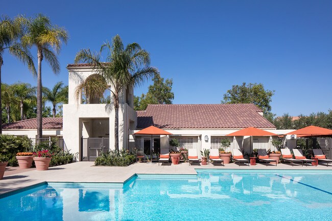 Photo - Aliso Town Center Apartment Homes