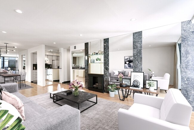 Building Photo - 906 N Doheny Dr