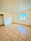 Photo - 663 Cadman St