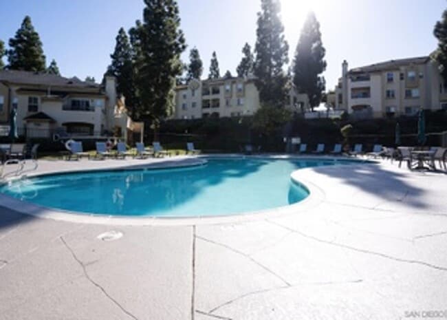 Photo - Eastlake Gem