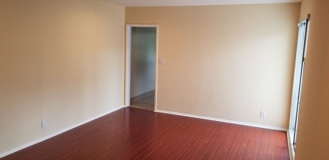 Photo - 5950 Carlton Way Unit 13