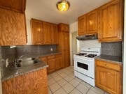 Photo - Glenoaks, 625-633 1/2 Unit 629 1/2